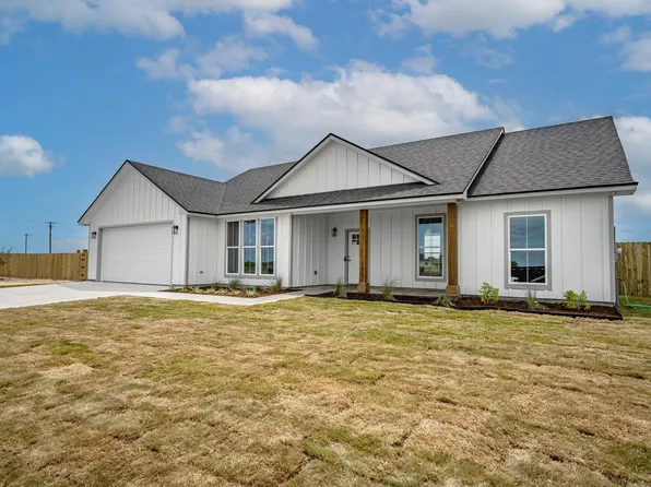114 Brisco, Rockport, TX 78382