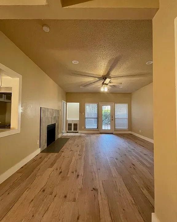 1st image of 530 Norwood Pl #19