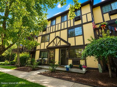 43 Devon Loop, Staten Island, NY, 10314