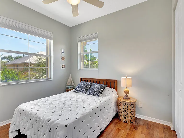 4320 Blowing Point Pl — Photo 28