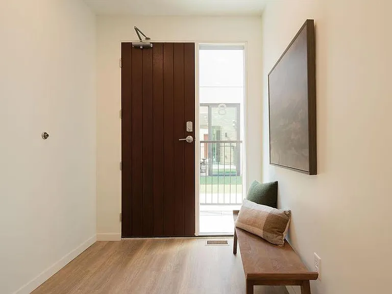 1 West Dr #10 — Photo 13