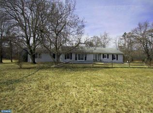 7035 Groveland Rd, Pipersville, PA 18947