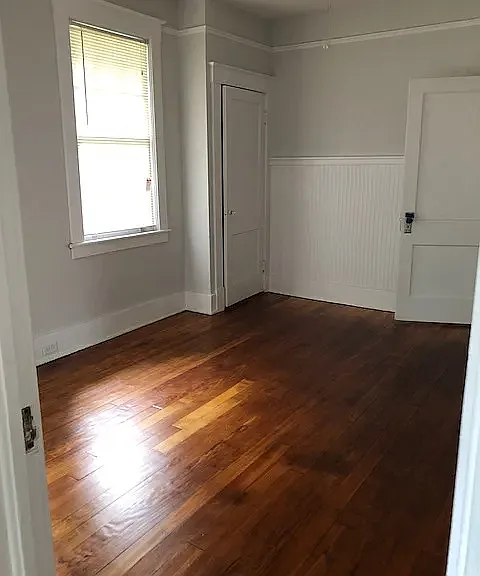 530 E 38th St — Photo 10
