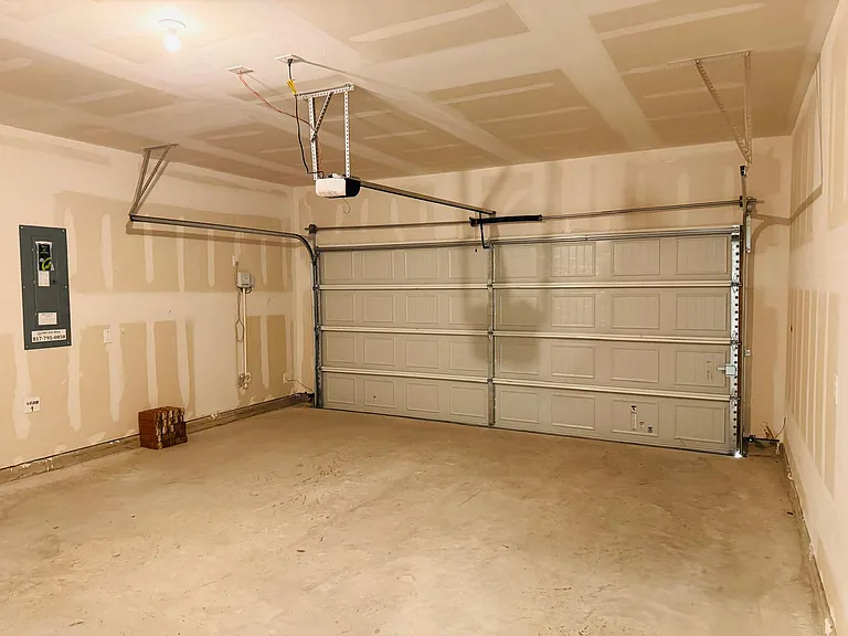 209 Ardsley Ln — Photo 18