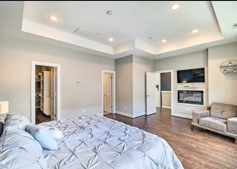 2403C Everett St #C — Photo 11
