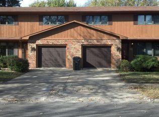 936 Colby Rd, Waterloo, IA 50701