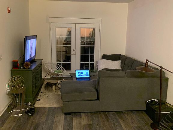4th image of 4251 Campbell Ave