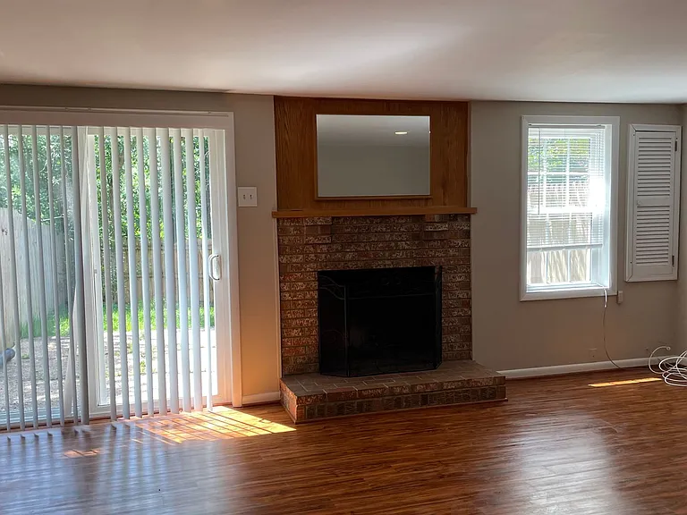 2893 Seminole Rd — Photo 7