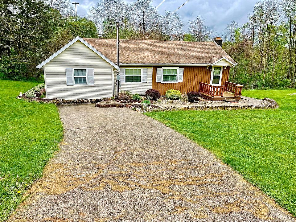 1st image of 216 Woodridge Dr