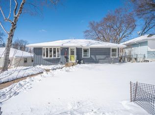 2611 Parkview Blvd, Robbinsdale, MN 55422