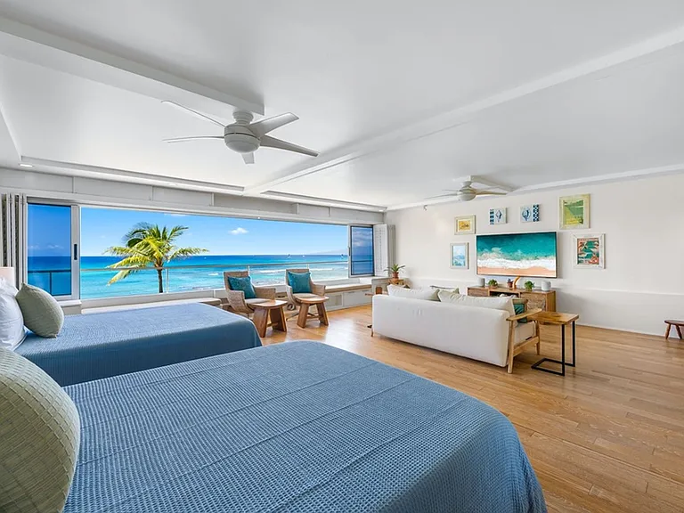 2895 Kalakaua Ave #501 — Photo 21