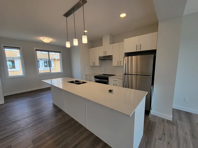 2796 Maple Way NW — Photo 4