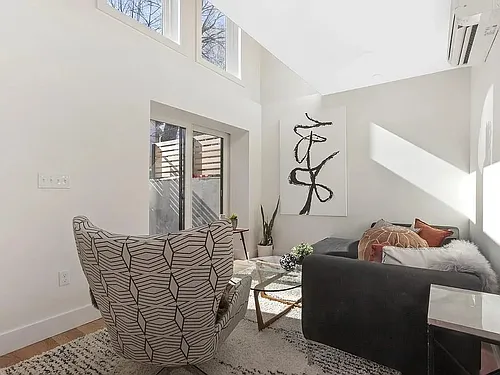 38 Colonial Ave #1 Photo 1