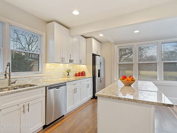 5th image of 8627 Carey Ave