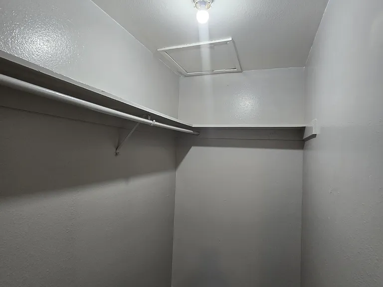 1244 N Millbrook Ave #C — Photo 8