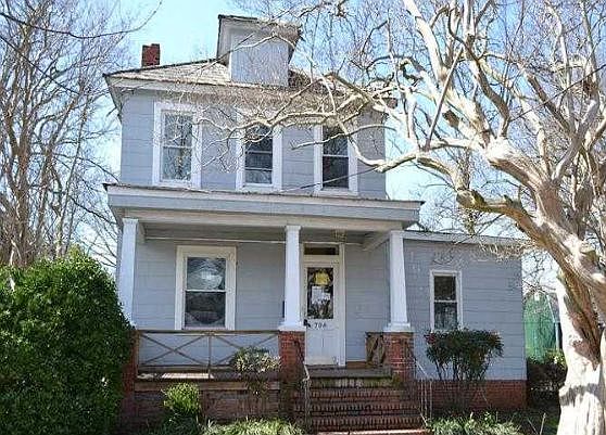 2nd image of 708 Douglas Ave