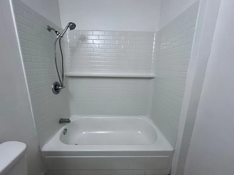 4826 Stonecrest Ct — Photo 18