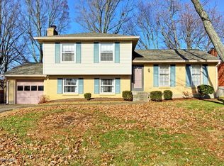 6806 Wunderly Ct, Louisville, KY 40291