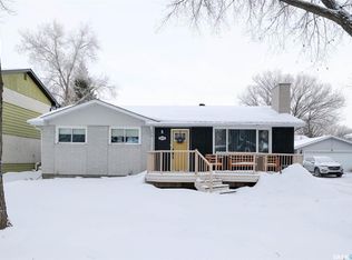 1445 Shannon Rd, Regina, SK S4S5L4