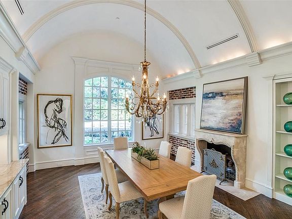 3rd image of 6613 Forest Creek Dr