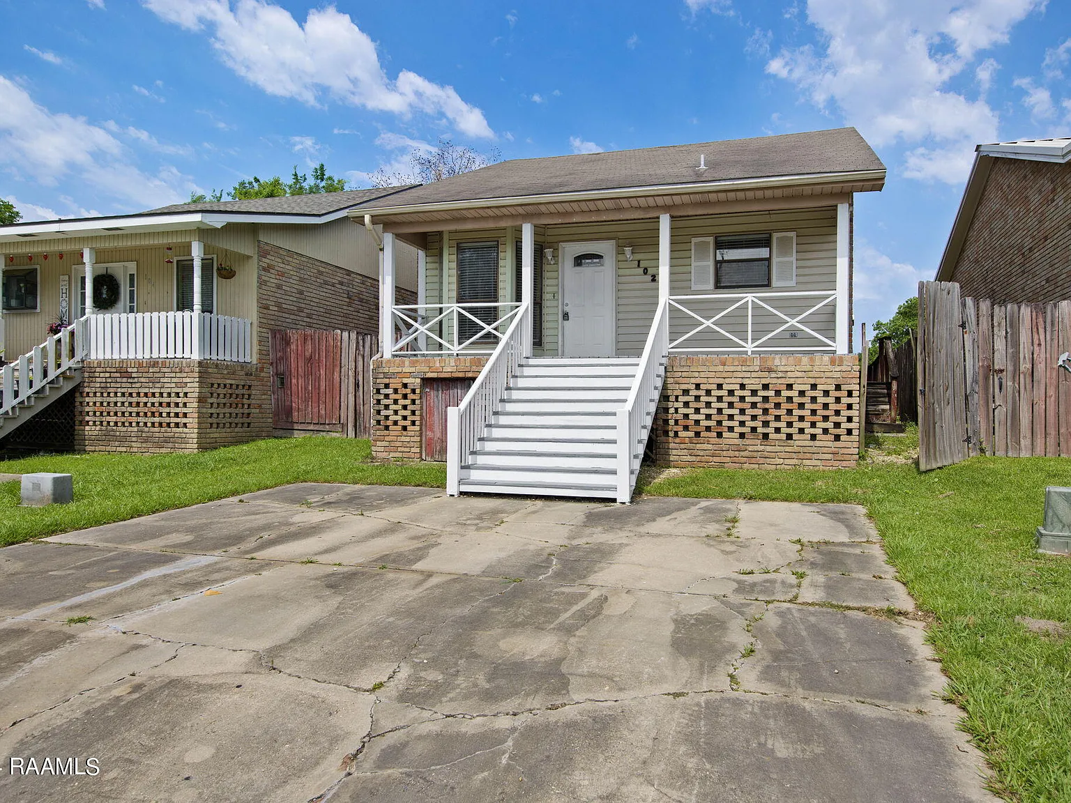 2 bed, 1107 sqft, $975 — Photo 2