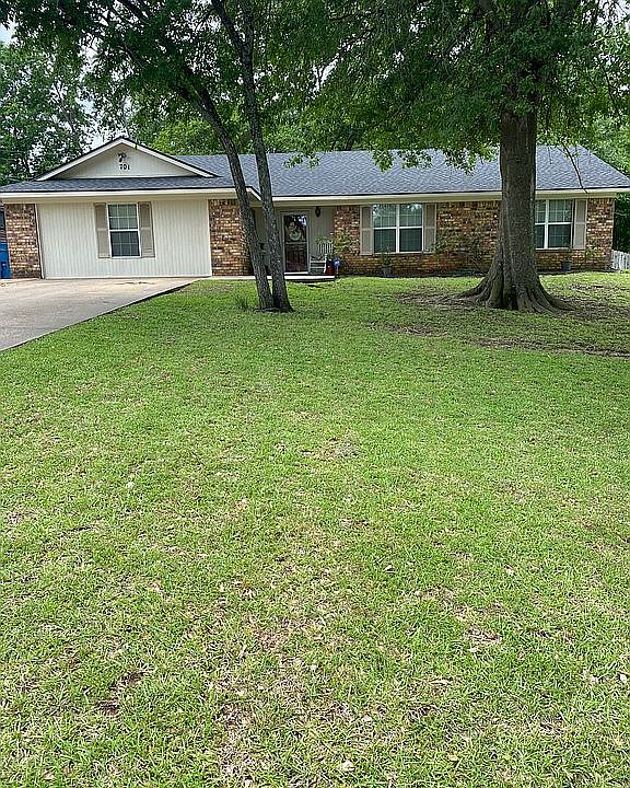 1st image of 701 Tanglewood Dr
