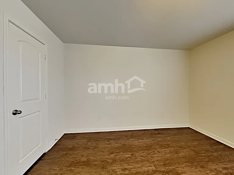 12898 Cedarcreek Trl — Photo 14