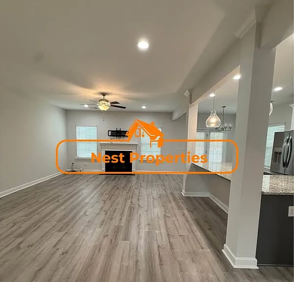 658 Frow Dr — Photo 7