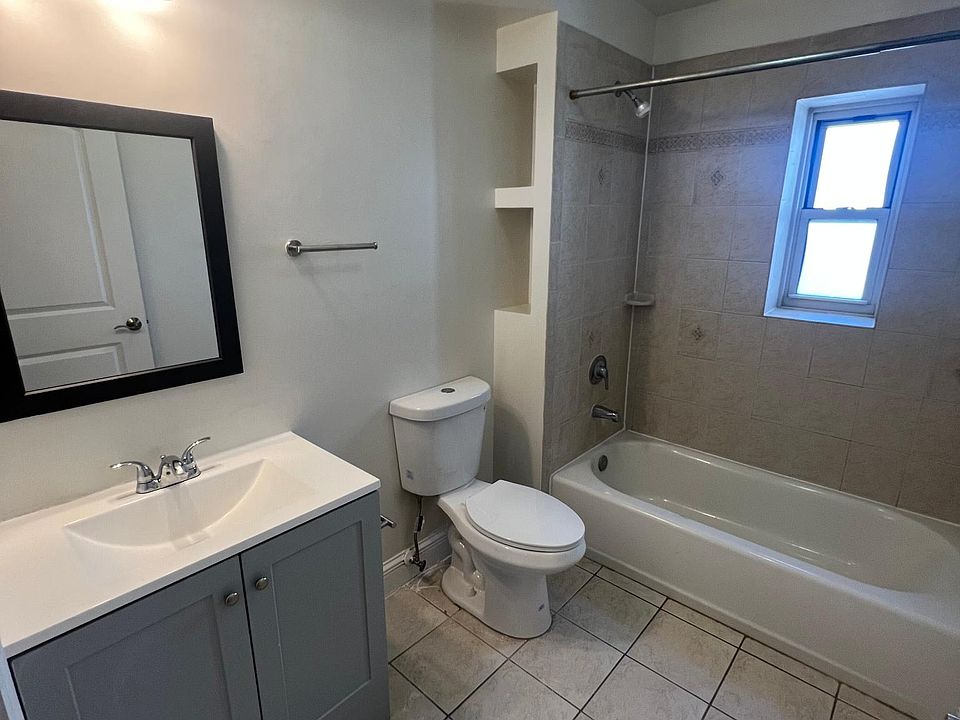1st image of 70 S Munn Ave APT 506