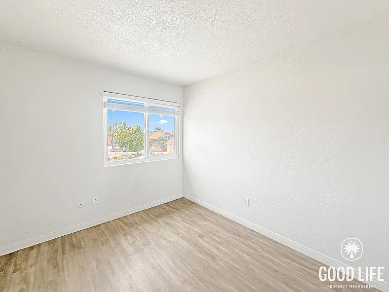 1311 Carnell Ct — Photo 24