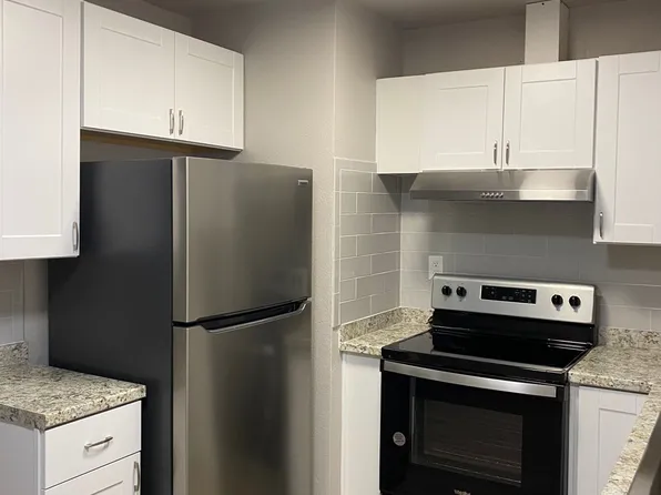 Renovated 2 bedroom / 1 bath, 310 E Washington Ave APT 4, Escondido, CA 92025