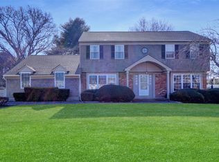 326 Great River Rd, Great River, NY 11739