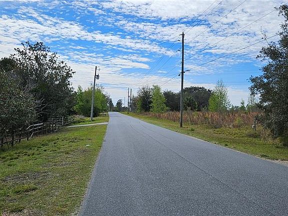 3rd image of 24207 Turkey Lake Rd