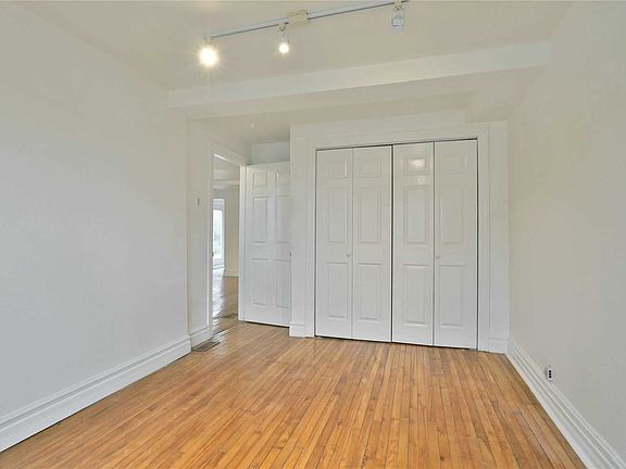 2nd image of 2323 Ontario St
