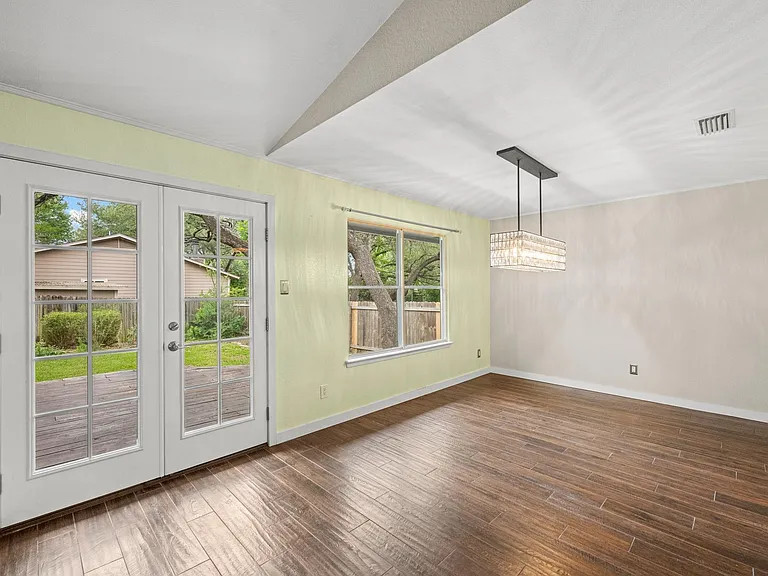 4820 Marblehead Dr — Photo 14