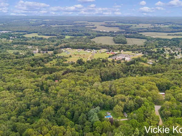 S Airport Rd, Hastings, MI 49058