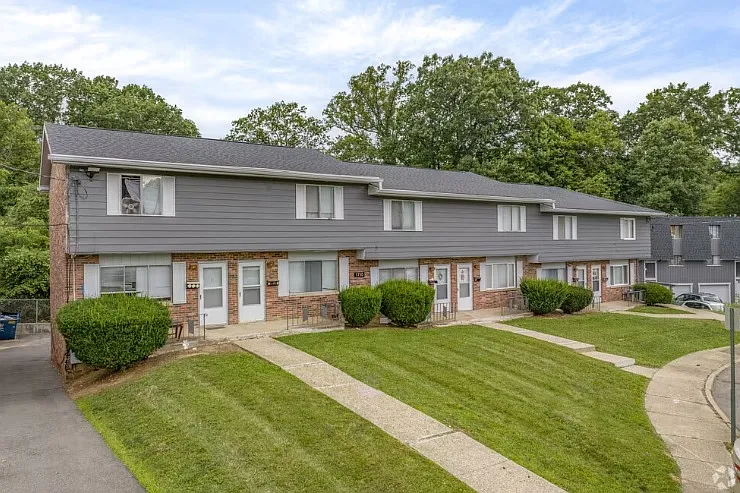 Dominion Townhomes & Apartments — Photo 14