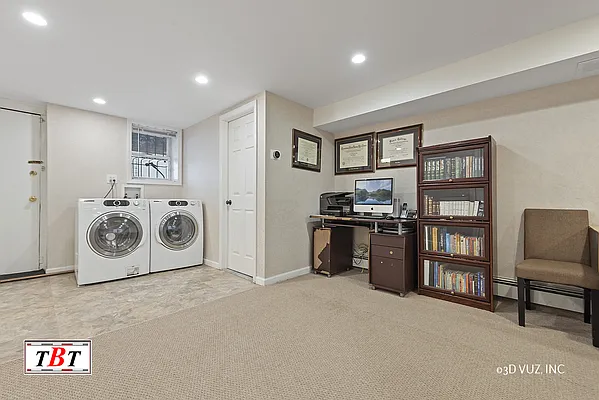 Sold by Behfar Team LLC | media 9