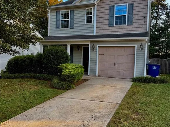 546 Clear Meadow Dr, Winston Salem, NC 27107