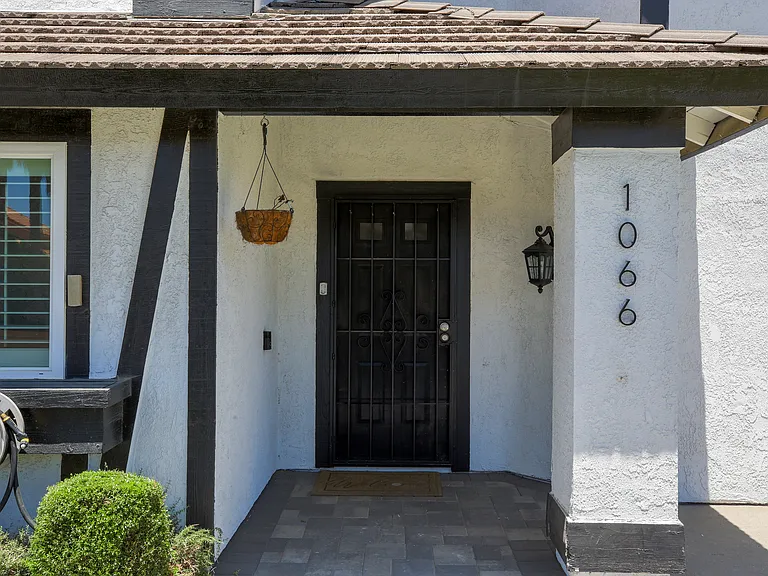 W Huff St — Photo 34