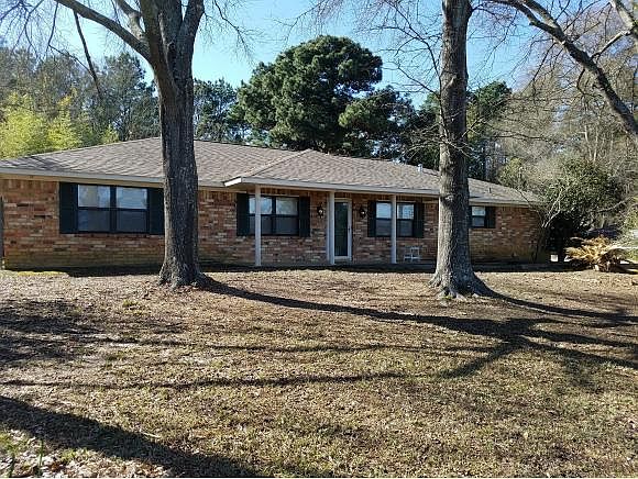 1st image of 1001 SW Stallings Dr