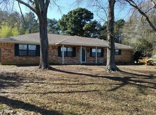 1001 SW Stallings Dr, Nacogdoches, TX 75964
