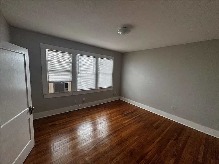 4510 La Branch St #4 — Photo 4