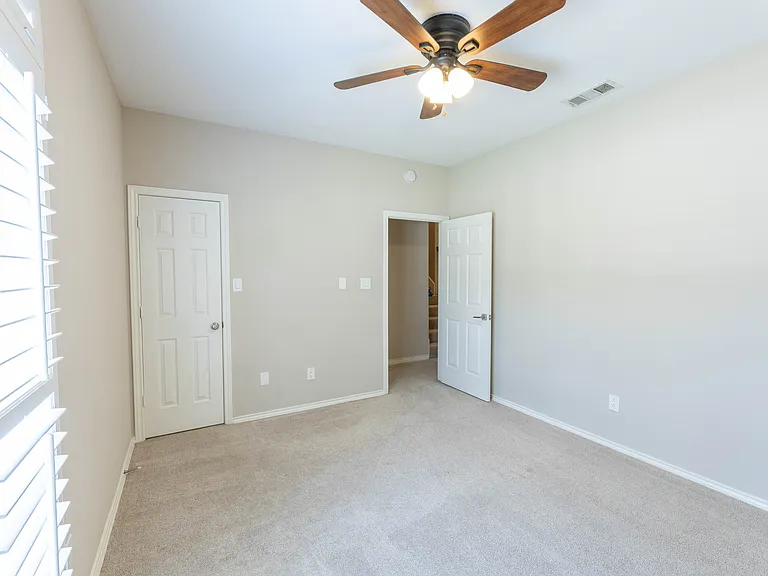 3015 Oak Dr — Photo 30