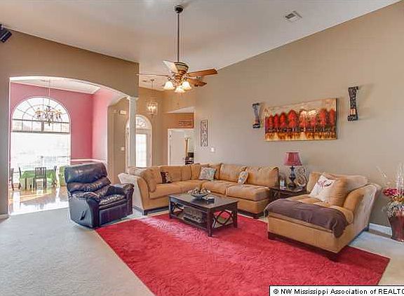 5th image of 5949 Telford Dr