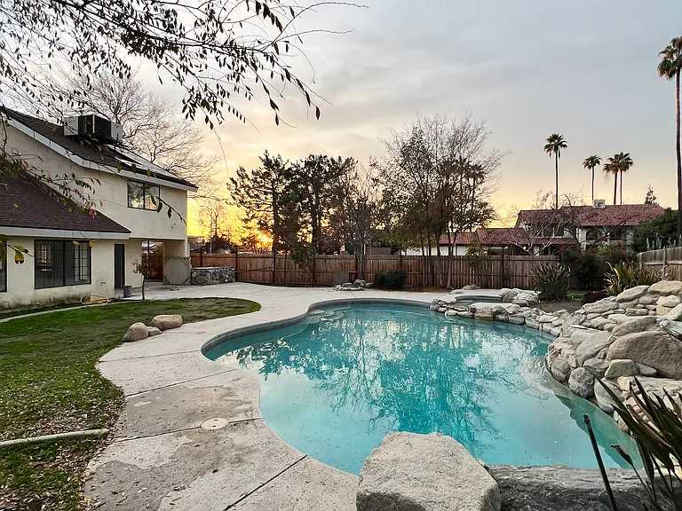 4117 Abbott Dr — Photo 13