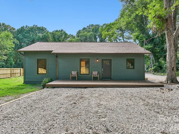213 Kings Mountain St #A, York, SC 29745