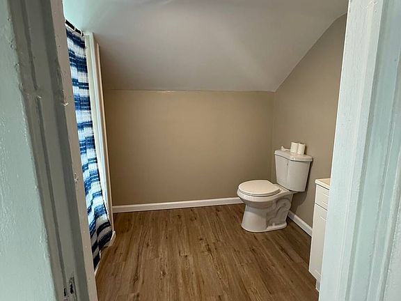 5th image of 1514 10th Ave #1