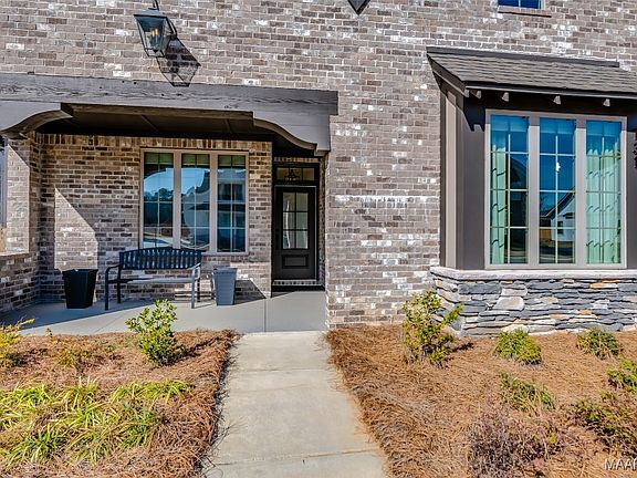 2nd image of 131 Carlisle Rd