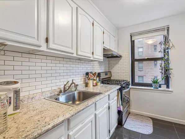 32-42 89th Street image 2 of 20